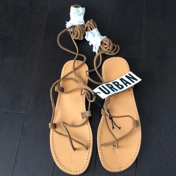 NWT Urban Outfitters Brown Suede Wrap Sandal - Picture 2 of 9